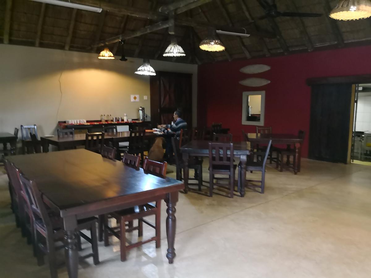 Touch Of Africa Lodge Lanseria Exterior photo